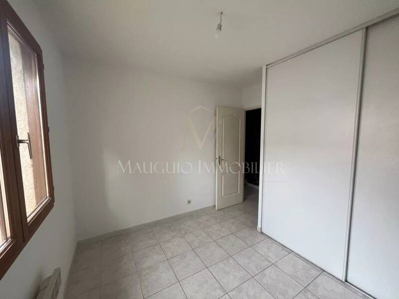 Maison à louer, 83m², MAUGUIO