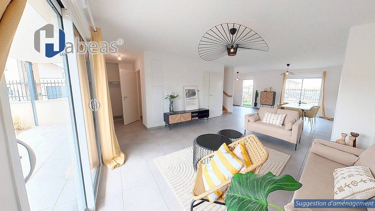 Maison à vendre, 108m², SAINT PIERRE DE CHANDIEU