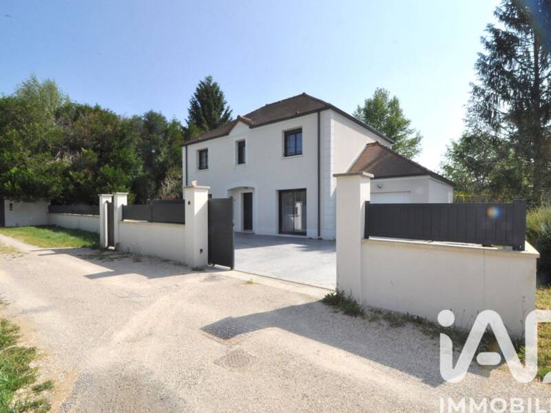 Maison à vendre, 141m², SAINT MAURICE MONTCOURONNE