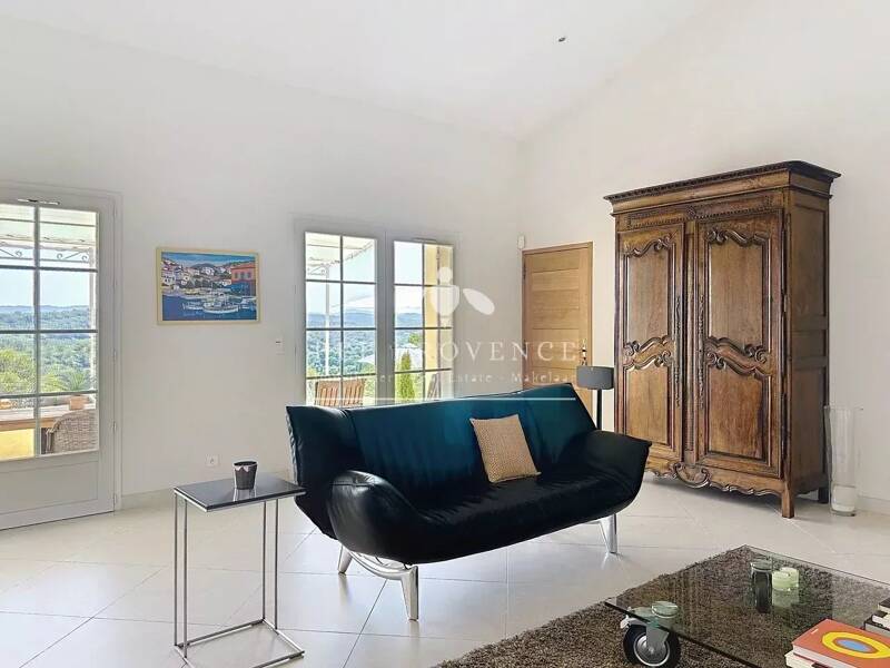 Maison à vendre, 254m², ENTRECASTEAUX