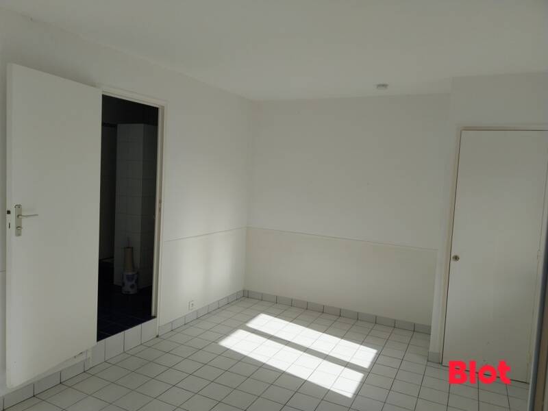 Maison à louer, 23m², CHAVAGNE