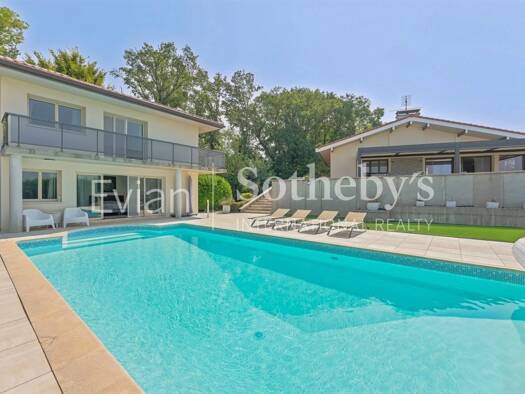 Maison à vendre 1 295 000 € 7 pièces 5 chambres 180 m² Chens-sur-Léman 74140
