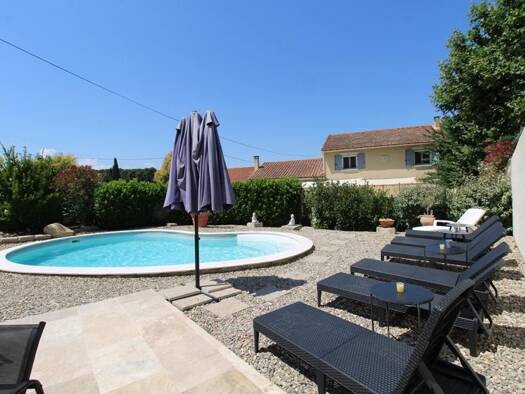 Maison à vendre 749 000 € 7 pièces 5 chambres 215 m² 1 740 m² de terrain Les Ecarts Saint-Rémy-de-Provence 13210