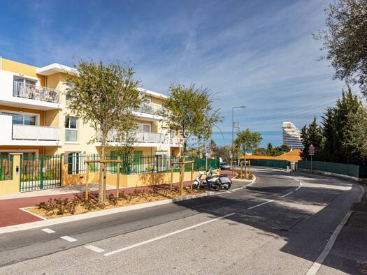 Parking à vendre 40 000 € 16,57 m² Villeneuve-Loubet 06270