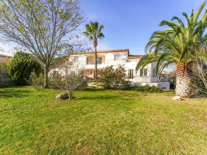 Maison à vendre, 300m², SAINT JEAN DE VEDAS