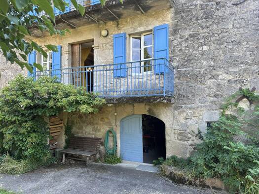 Maison à vendre 177 000 € 8 pièces 6 chambres 146 m² 1 500 m² de terrain Sousceyrac-en-Quercy 46190