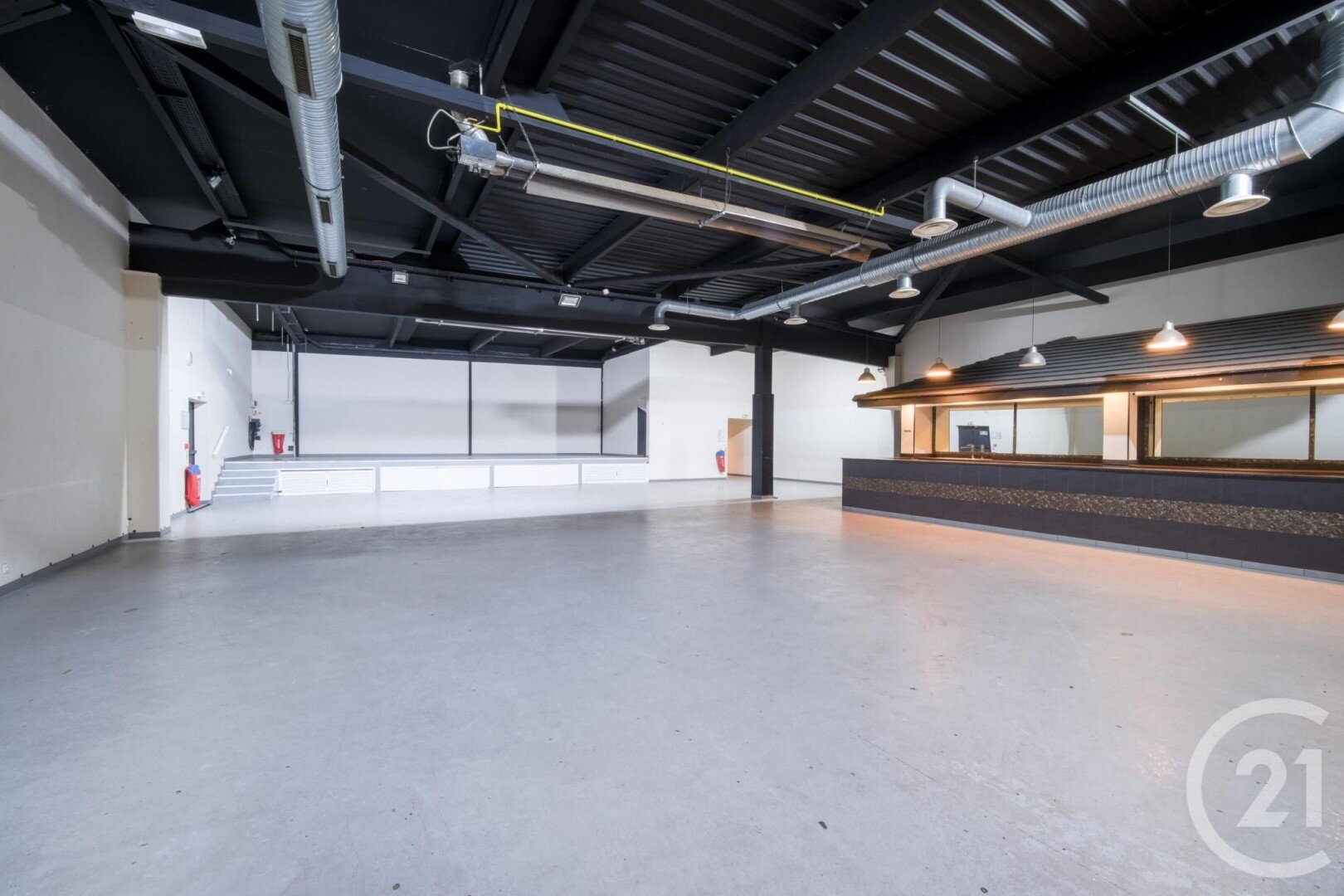 Hall/Espace industriel à vendre 795 000 € Combs la Ville 77380