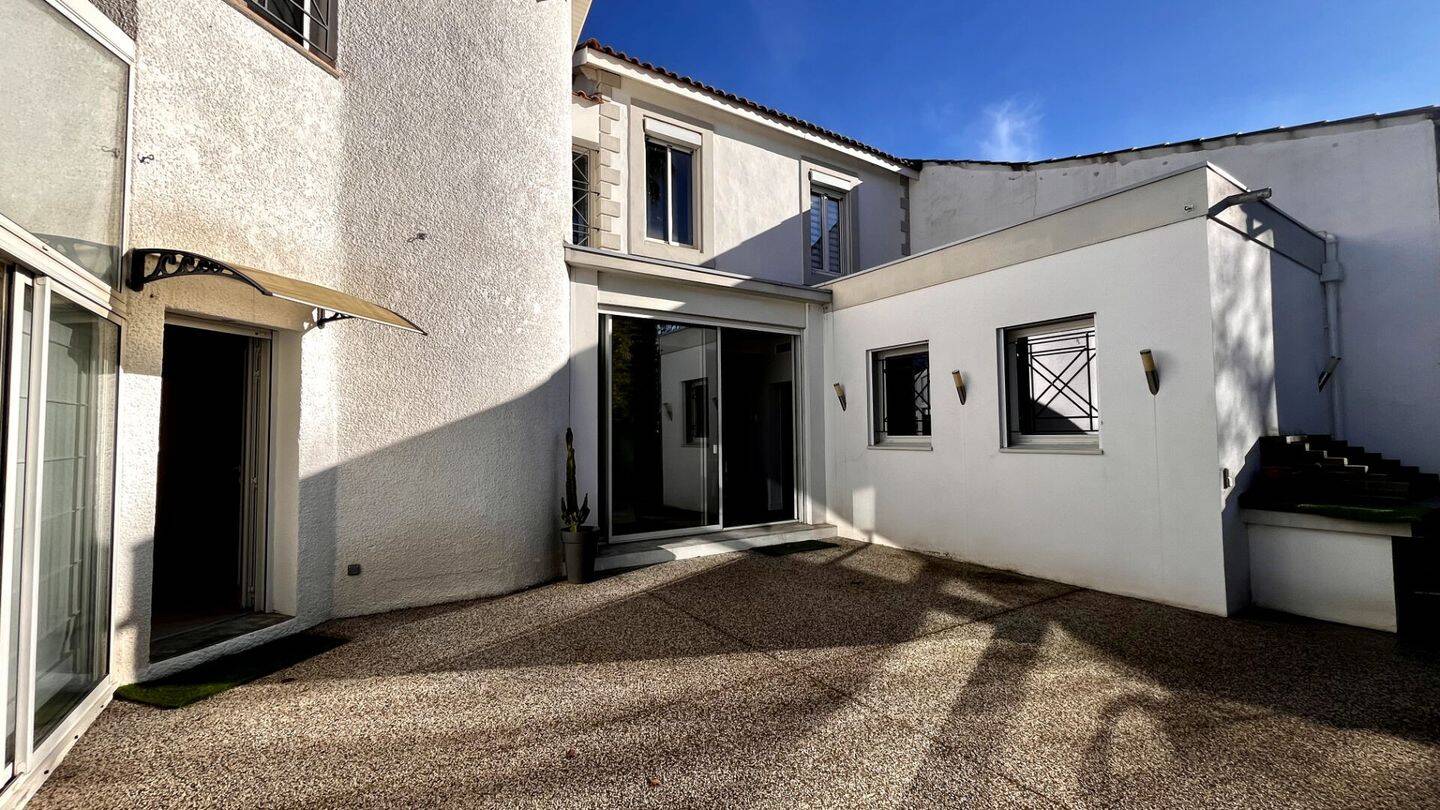 Maison à vendre, 186m², BEZIERS