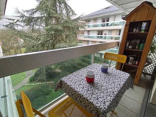 Appartement à vendre 226 600 € 1 pièce 36 m² Étage 3/3 Les Aulnettes Viroflay 78220