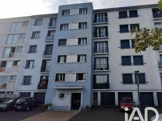 Appartement à vendre 99 900 € 2 pièces 1 chambre 47,79 m² Étage 3/5 Bergougnan Clermont-Ferrand 63100