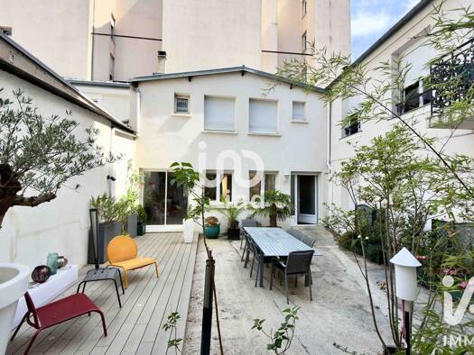 Appartement à vendre 1 590 000 € 8 pièces 5 chambres 247 m² RDC Centre Ville Clichy 92110