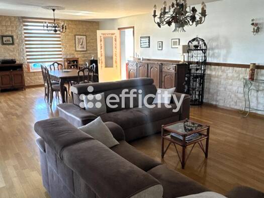 Maison de ville à vendre 269 000 € 7 pièces 4 chambres 255 m² 214 m² de terrain Molinghem Isbergues 62330