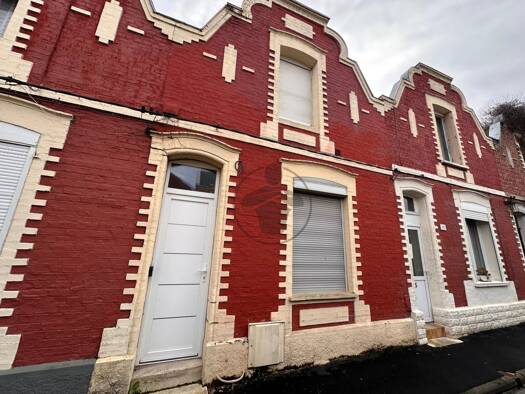 Maison de ville à louer 690 € 4 pièces 2 chambres 58 m² Saint Jean Saint-Quentin 02100