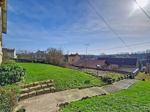 Maison à vendre 322 000 € 5 pièces 3 chambres 96 m² 1 273 m² de terrain Luzarches 95270