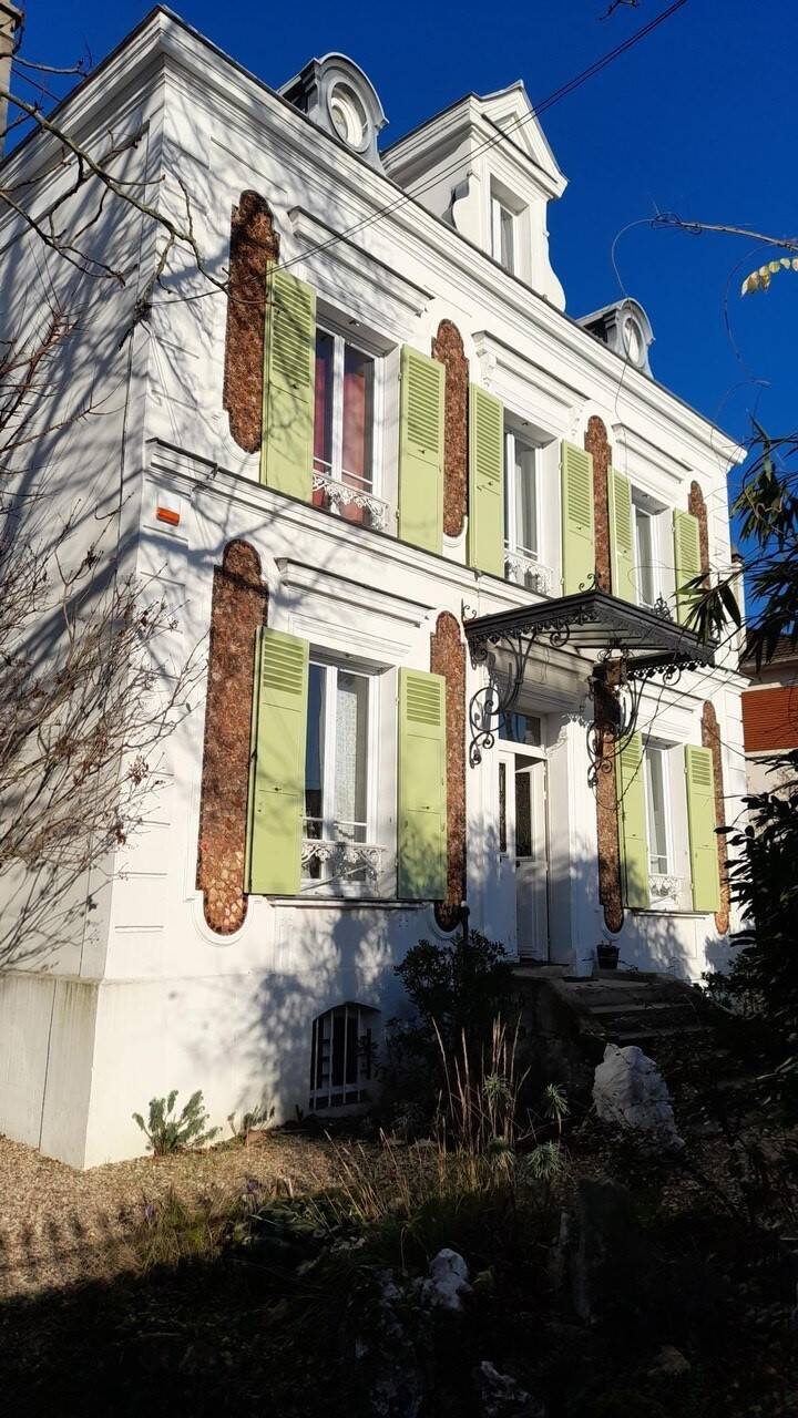 Maison à vendre, 162m², SAINT MAUR DES FOSSES
