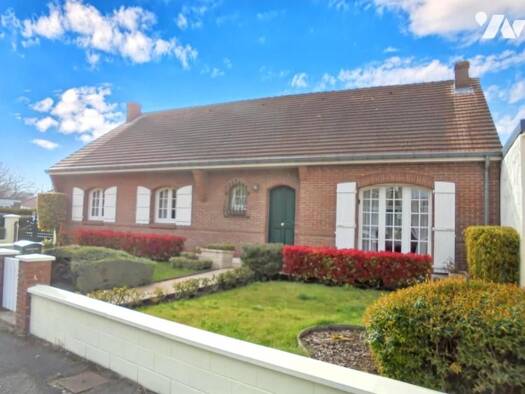 Maison à vendre 261 500 € 5 pièces 4 chambres 153 m² 974 m² de terrain Bully-les-Mines 62160