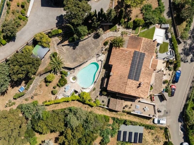 Maison à vendre, 301m², LA CROIX VALMER