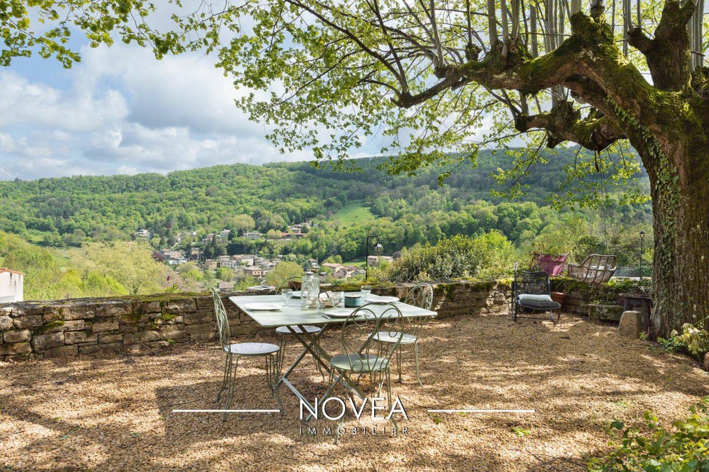 Maison à vendre, 208m², POLEYMIEUX AU MONT D'OR