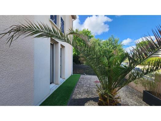 Appartement à vendre 234 300 € 3 pièces 2 chambres 61 m² RDC Gasquet Le Haillan 33185
