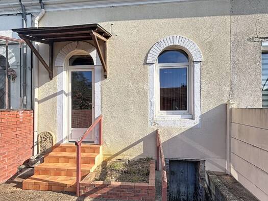 Maison à vendre 90 500 € 2 pièces 1 chambre 43 m² 185 m² de terrain Le Breil-sur-Mérize 72370