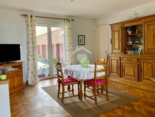 Maison en viager occupé Bouquet 245 000 € 8 pièces 7 chambres 200 m² 13 000 m² de terrain Wandignies-Hamage 59870