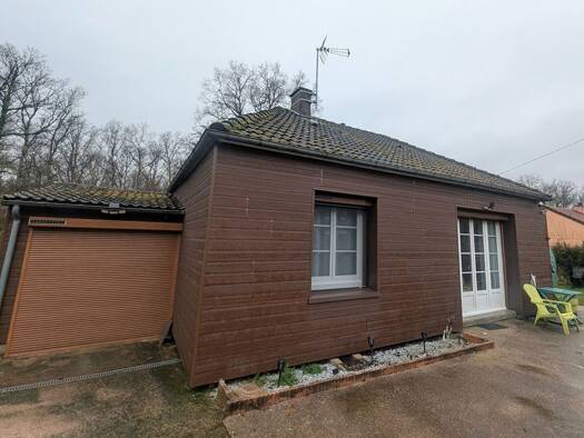 Maison de plain-pied à vendre 93 500 € 3 pièces 2 chambres 57 m² 549 m² de terrain Montapas 58110