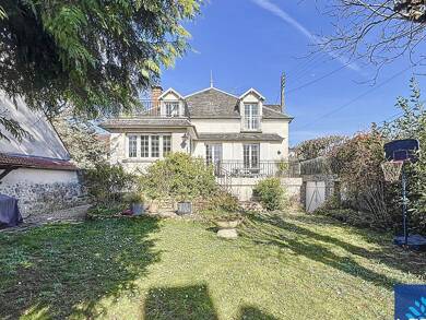 Maison à vendre 556 500 € 9 pièces 6 chambres 185 m² 589 m² de terrain La Ferté Alais 91590