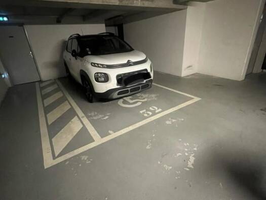 Parking à vendre 21 000 € Buttes Chaumont Paris 19ème arrondissement 75019
