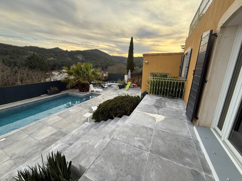 Maison à vendre, 180m², PEYPIN