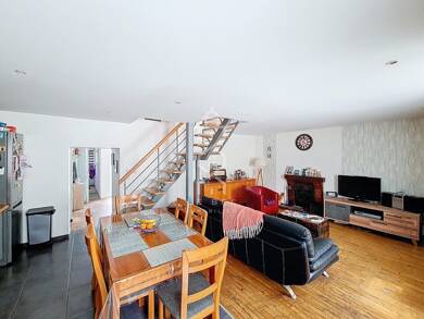 Maison à vendre 237 950 € 5 pièces 3 chambres 72,6 m² 222 m² de terrain Hennebont 56700