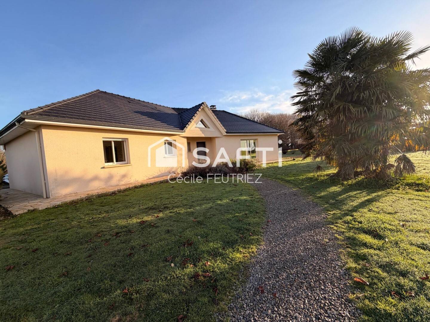 Maison à louer, 121m², SAINT BONNET L'ENFANTIER