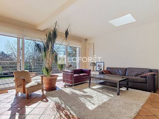 Villa à vendre 695 000 € 8 pièces 5 chambres 190 m² 679 m² de terrain Centre Montmorency Centre Montmorency 95160