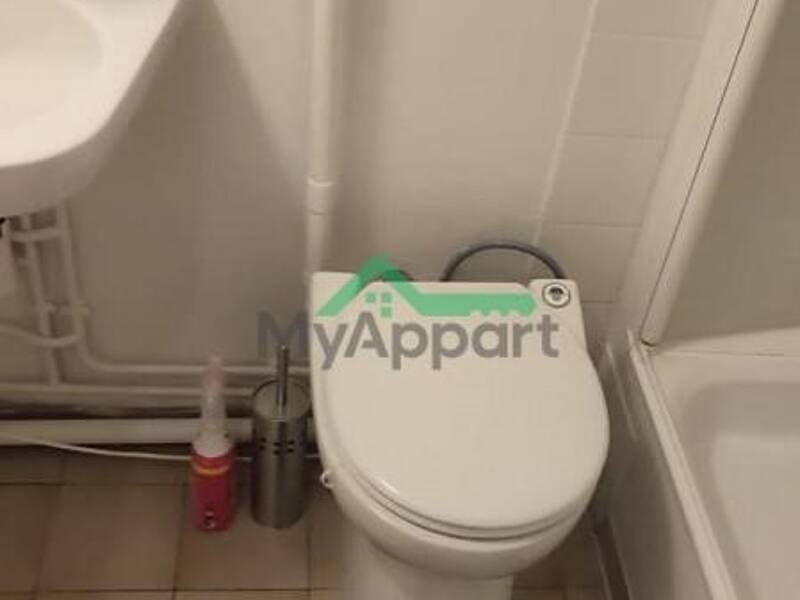 Maison à louer, 16m², PARIS 10E