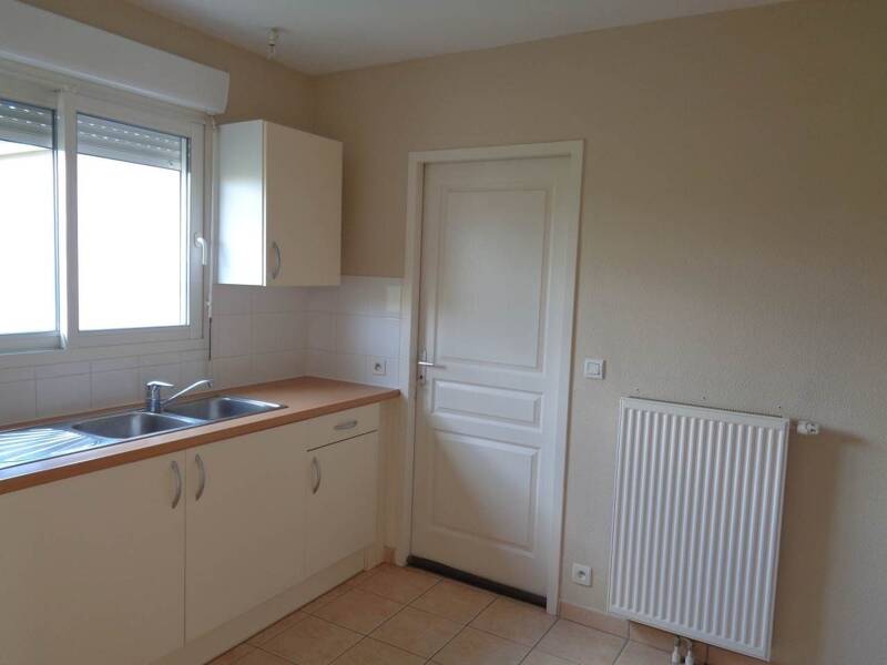 Maison à louer, 69m², PAZAYAC