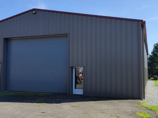 Entrepôt à vendre 350 000 € 360 m² d'espace de stockage Arraincourt 57380