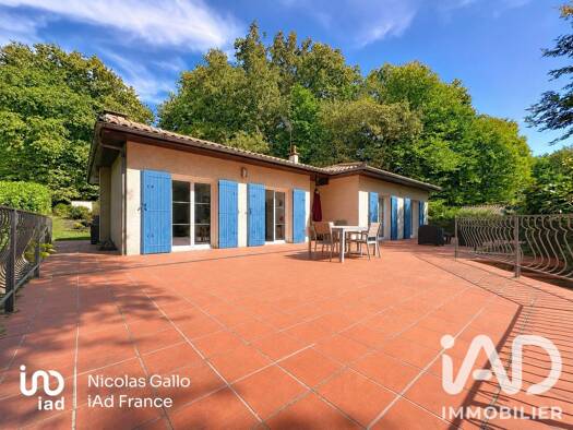 Maison à vendre 398 000 € 6 pièces 5 chambres 190 m² 1 940 m² de terrain Cursan 33670