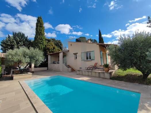 Villa à vendre 349 000 € 5 pièces 3 chambres 130 m² 1 200 m² de terrain Sainte-Cécile-les-Vignes 84290