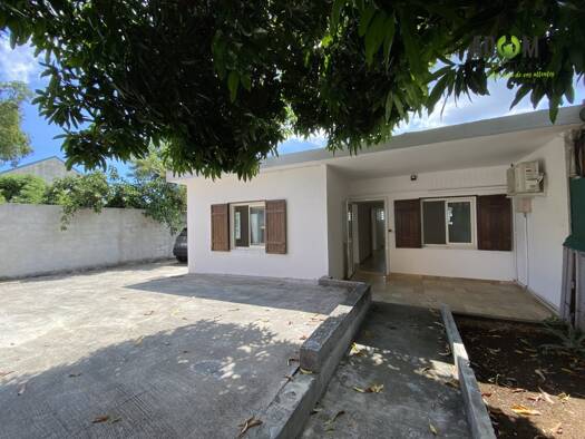 Maison à vendre 318 000 € 5 pièces 3 chambres 80 m² 309 m² de terrain La Possession 97419