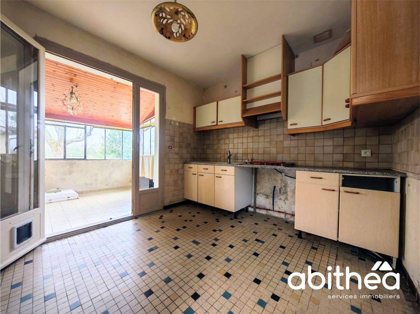 Maison à vendre, 102m², SAINT MEDARD DE GUIZIERES