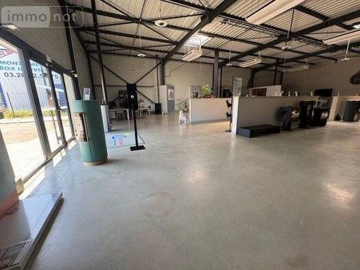 Local commercial à louer 6 340 € 537 m² de surface de vente Cormontreuil 51350