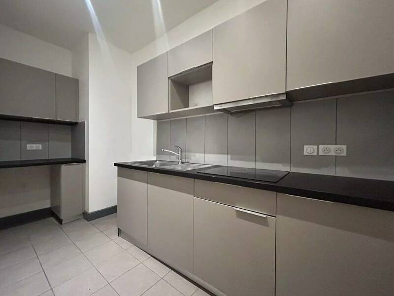 Maison à louer, 90m², TOULON