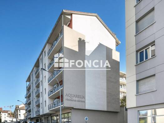 Appartement à vendre 79 000 € 1 pièce 32,5 m² Étage 3/5 Centre Ville Nord Voiron 38500