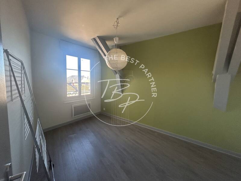 Maison à louer, 40m², SAINT FLOUR