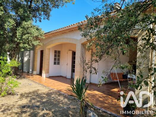 Maison de plain-pied à vendre 328 000 € 5 pièces 3 chambres 97 m² 1 340 m² de terrain Saint-Didier 84210