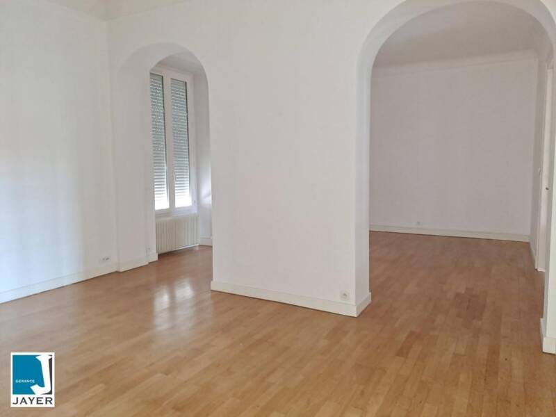 Maison à louer, 114m², CHALON SUR SAONE