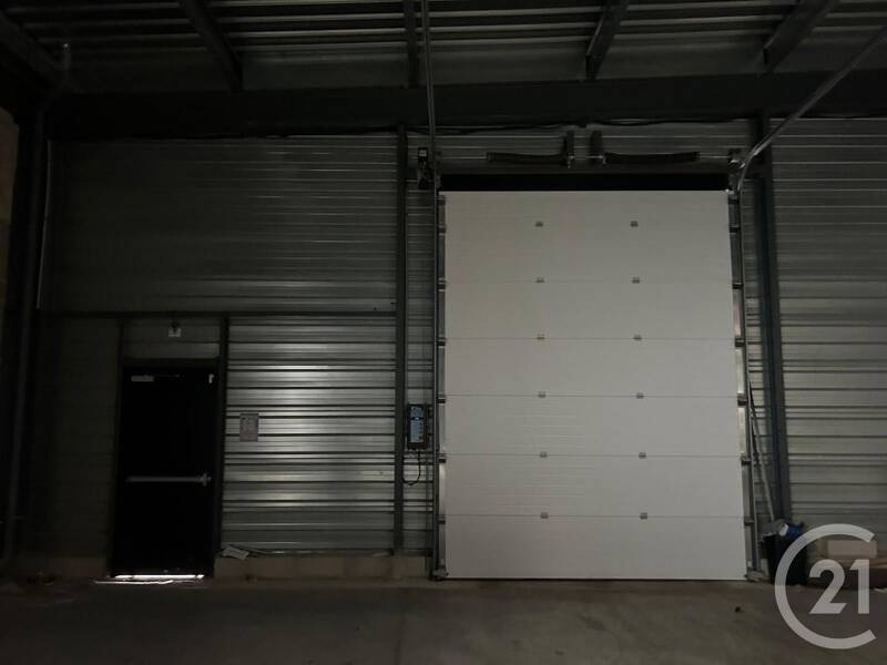 Maison à louer, 320m², HOUDAN