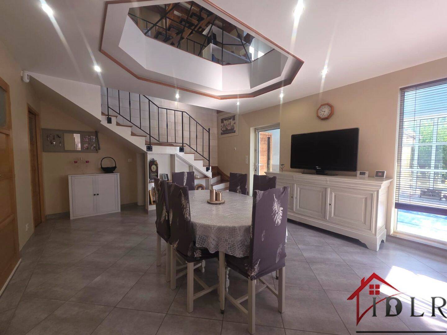 Maison à vendre, 300m², COMBS LA VILLE
