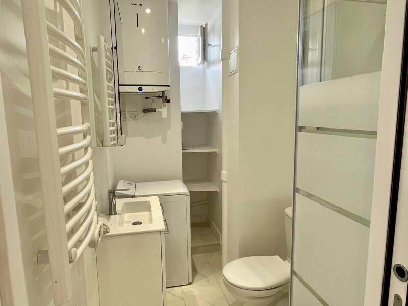 Maison à louer, 40m², PARIS 18E