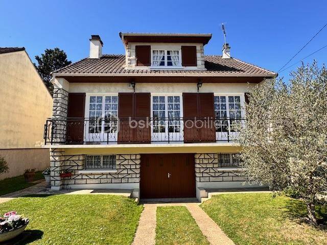 Maison à vendre, 130m², ROISSY EN BRIE