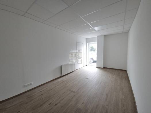 Espace bureau à louer 500 € 34 m² de bureaux Beaumont le Roger 27170